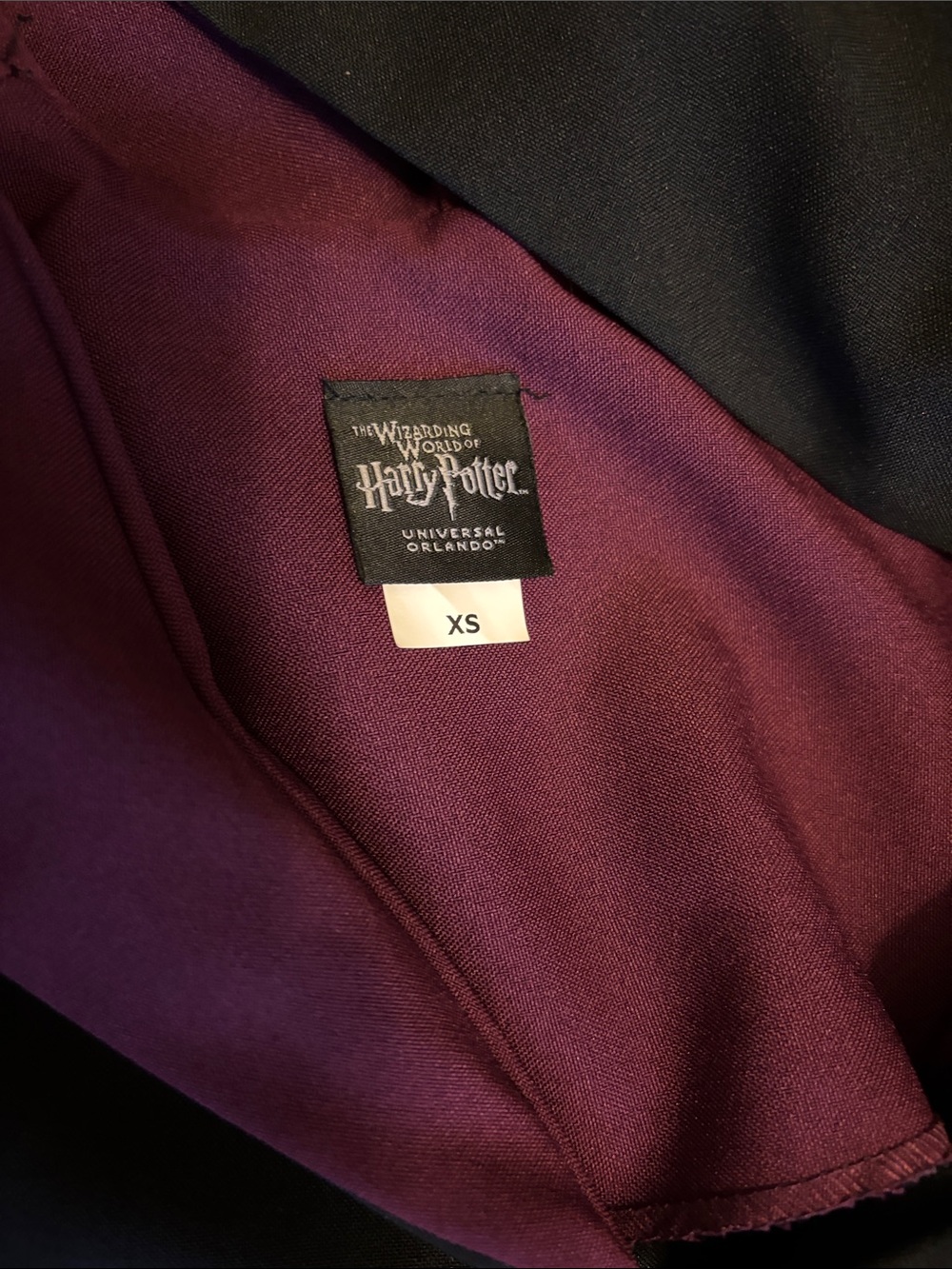 Universal Harry Potter Black Robe with Deep Burgundy Lining- Gryffindor - Picture 2 of 2